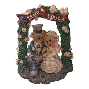 Boyds Bear "Grenville and Beatrice...True Love"
